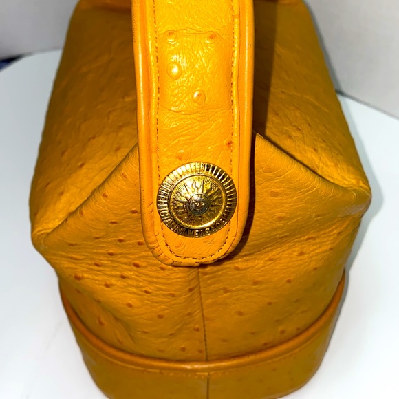 Gianni Versace Ostrich Sunburst Vintage Sunburst Vanity Bag excellent condition - Picture 5 of 11